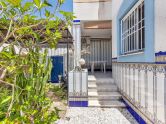 Bungalow Opportunity in Parque de las Naciones