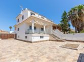 Renovated Villa Opportunity in Aguas Nuevas