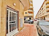 Cozy 1-bedroom flat with terrace next to Mercadona - Central Bus Station