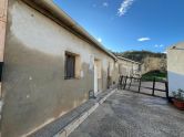 RENOVATION OPPORTUNITY! 2 HOUSES + 160 m2 PLOT IN ROJALES