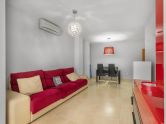 Spacious 4-bedroom apartment in central area – Calle San Pascual (next to Calle Orihuela)