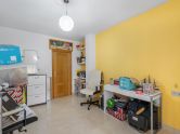Spacious 4-bedroom apartment in central area – Calle San Pascual (next to Calle Orihuela)