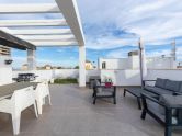 Top Floor Bungalow with Private Solarium – Oasis Beach 7, Punta Prima (Torrevieja)
