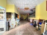 Commercial Premises in Playa del Cura – Great Investment Opportunity in Torrevieja
