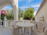 Opportunity: Chalet with large 317 m2 plot in El Chaparral – La Siesta