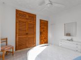 Opportunity: Chalet with large 317 m2 plot in El Chaparral – La Siesta