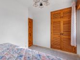 Opportunity: Chalet with large 317 m2 plot in El Chaparral – La Siesta