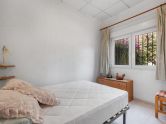 Opportunity: Chalet with large 317 m2 plot in El Chaparral – La Siesta