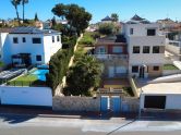 Semi-detached house with large plot and beautiful views in Torrevieja – Los Balcones area