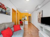 Great opportunity in the center of Torrevieja – 2 bedrooms, furnished, near the port