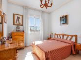 2-bedroom bungalow with pool and parking
