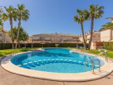 2-bedroom bungalow with pool and parking