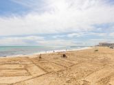 Penthouse with 18m2 terrace 50 meters from Playa de Los Locos