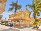 🏡 Large semi-detached 200m from the beach in Los Alcázares (Murcia) with 4 bedrooms + 2 bathrooms