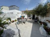 BUNGALOW DE 2 DORMITORIOS, ORIENTACION SUR!!!