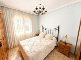Opportunité d'acquérir un appartement de 2 chambres avec vue imprenable et piscine