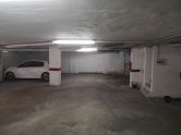 Opportunity!! Central parking space