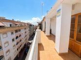 Penthouse-Gelegenheit mit 3 Schlafzimmern, 2 Bädern und Pool