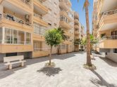Penthouse-Gelegenheit mit 3 Schlafzimmern, 2 Bädern und Pool