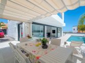 Vila Guardamar del Segura Alicante