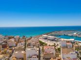 Strategic location and great investment potential in the centre of Torrevieja.