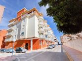 APARTAMENTO DE 1 DORMITORIO EN ESQUINA CON VISTAS A LA LAGUNA, LICENCIA TURISITICA Y A 260 METROS DE LA PLAYA DE LA  MATA!