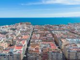🌟 Penthouse mit Infinity-Terrasse und Meerblick in der Fragatastraße mit 3 Schlafzimmern und Garage