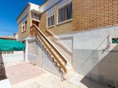 Upper Floor Bungalow in Los Europeos, Torrevieja - Just 50 meters from the beach