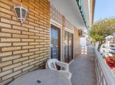 Upper Floor Bungalow in Los Europeos, Torrevieja - Just 50 meters from the beach