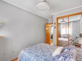 Opportunity for a 2-bedroom apartment with a pool