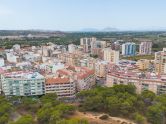 Apartment in Guardamar del Segura, just 800 metres from the beach