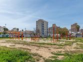 Sunrise views and Mediterranean breezes in Nueva Torrevieja! 2 bedrooms + communal pool