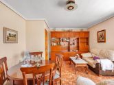 Stunning 103m2 apartment just 250m from Playa del Cura. South facing with enclosed garage included.
