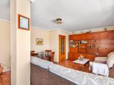 Stunning 103m2 apartment just 250m from Playa del Cura. South facing with enclosed garage included.