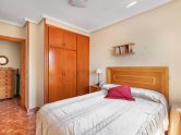 Stunning 103m2 apartment just 250m from Playa del Cura. South facing with enclosed garage included.