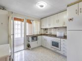 Stunning 103m2 apartment just 250m from Playa del Cura. South facing with enclosed garage included.