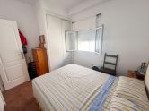 Cozy 2-bedroom property with a large sunny terrace, ready to move in.