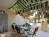 Ground-floor bungalow 400 metres from Los Náufragos Beach