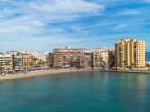 Opportunity in Playa del Cura, 2 bedrooms with garage.