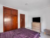 Very spacious 2 bedroom + 1 bathroom apartment