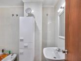 Very spacious 2 bedroom + 1 bathroom apartment