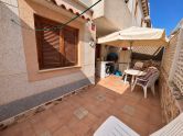 Ground-floor property with two terraces overlooking the communal pool in El Moncayo – Guardamar del Segura
