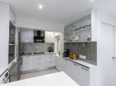 Spectacular renovated bungalow in Torreta III with communal pool