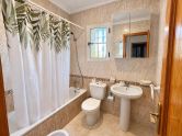 Corner Townhouse with Large Plot and South Orientation in El Limonar