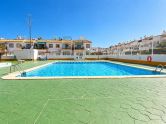 Corner Townhouse with Large Plot and South Orientation in El Limonar