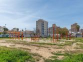 Sunrise views and Mediterranean breezes in Nueva Torrevieja! 2 bedrooms + communal pool