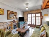Frontline townhouse with sea views