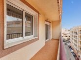 Central and very bright apartment with a garage and a super convenient storage room on your same floor