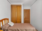 Central and very bright apartment with a garage and a super convenient storage room on your same floor