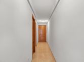 Central and very bright apartment with a garage and a super convenient storage room on your same floor